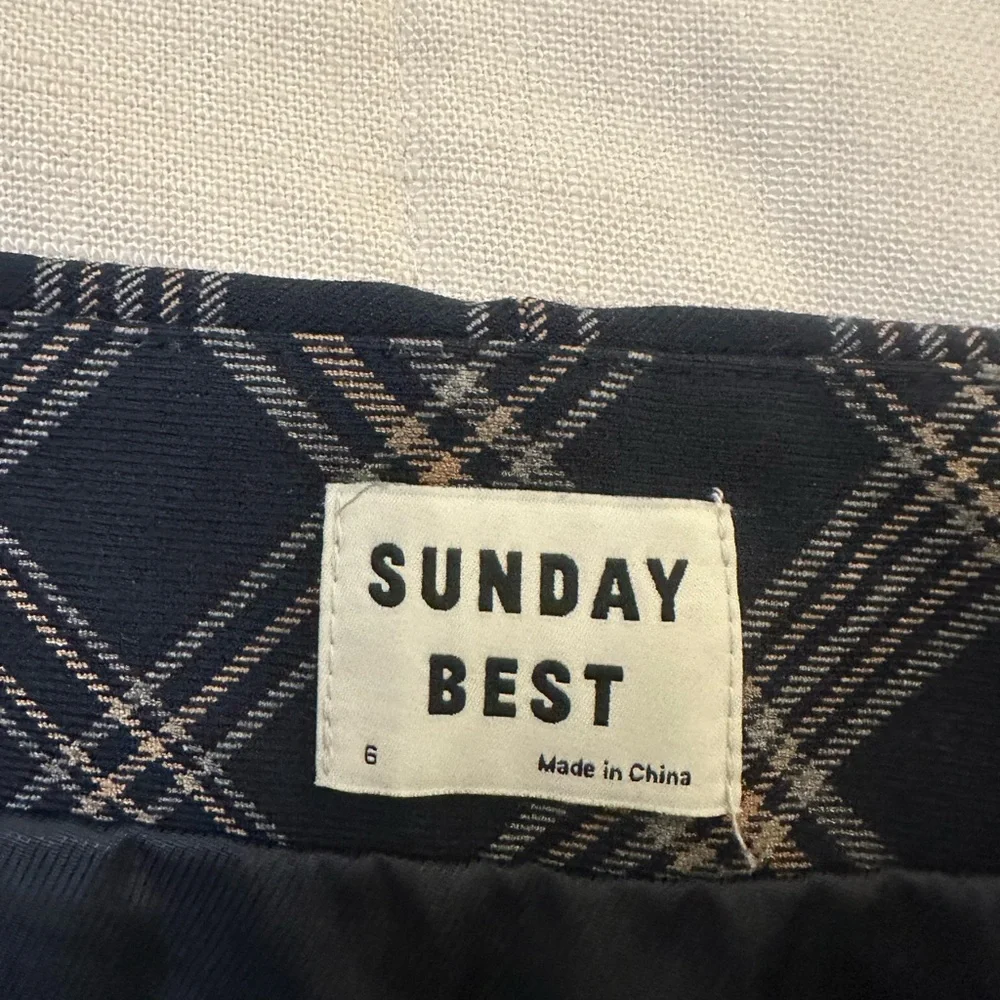 ARITZIA Sunday Best Plaid Navy Mini Skirt - Picture 3 of 4
